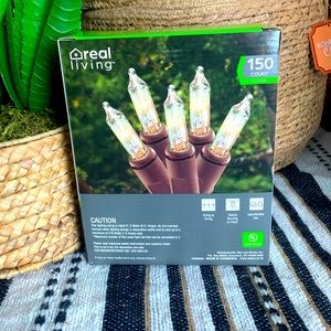 150 count - indoor and outdoor clear LED string lights - 32 feet
